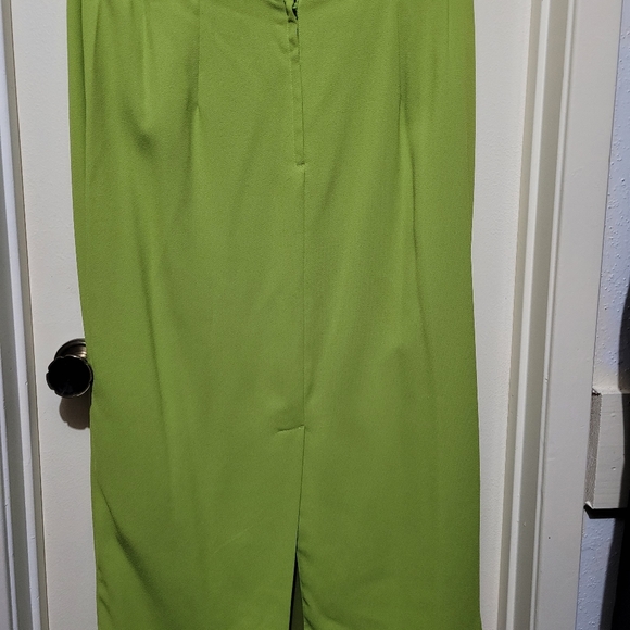 Womans 3 piece suit - Picture 12 of 12